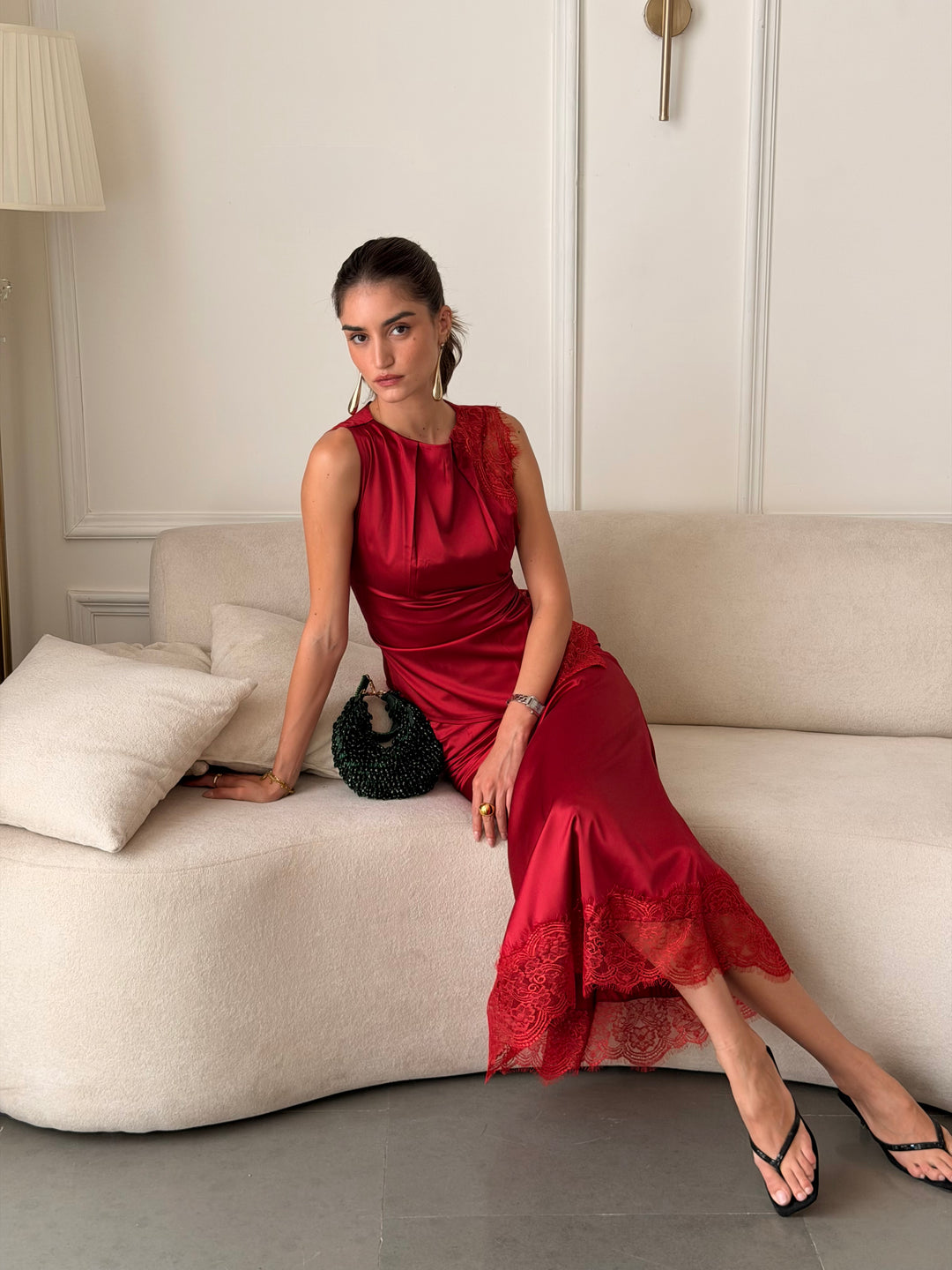 THE ROUGE SKIRT