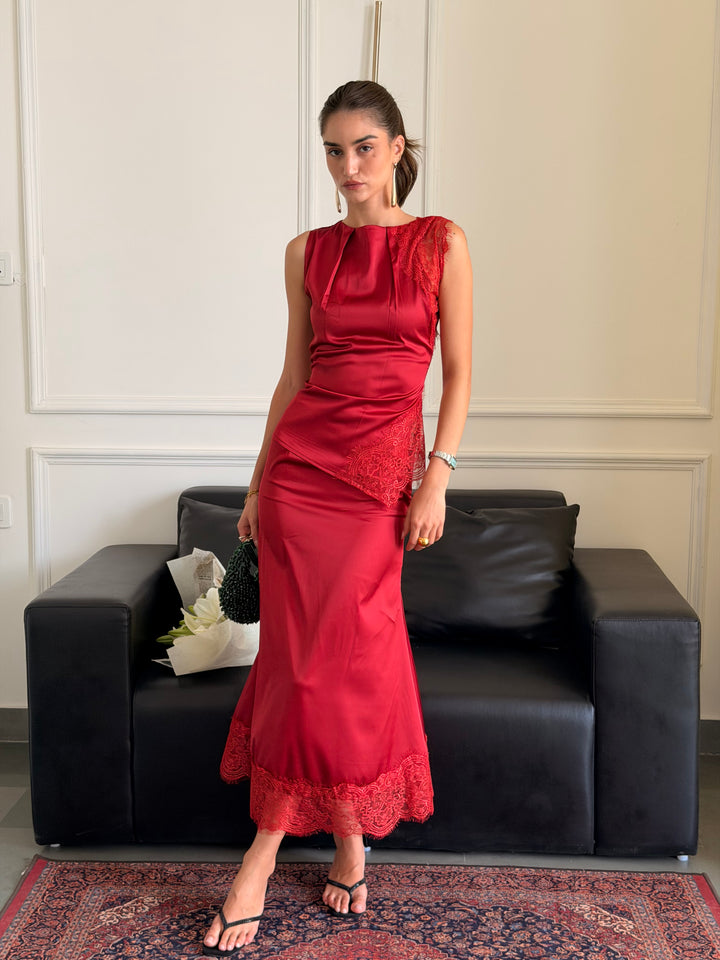 THE ROUGE TOP