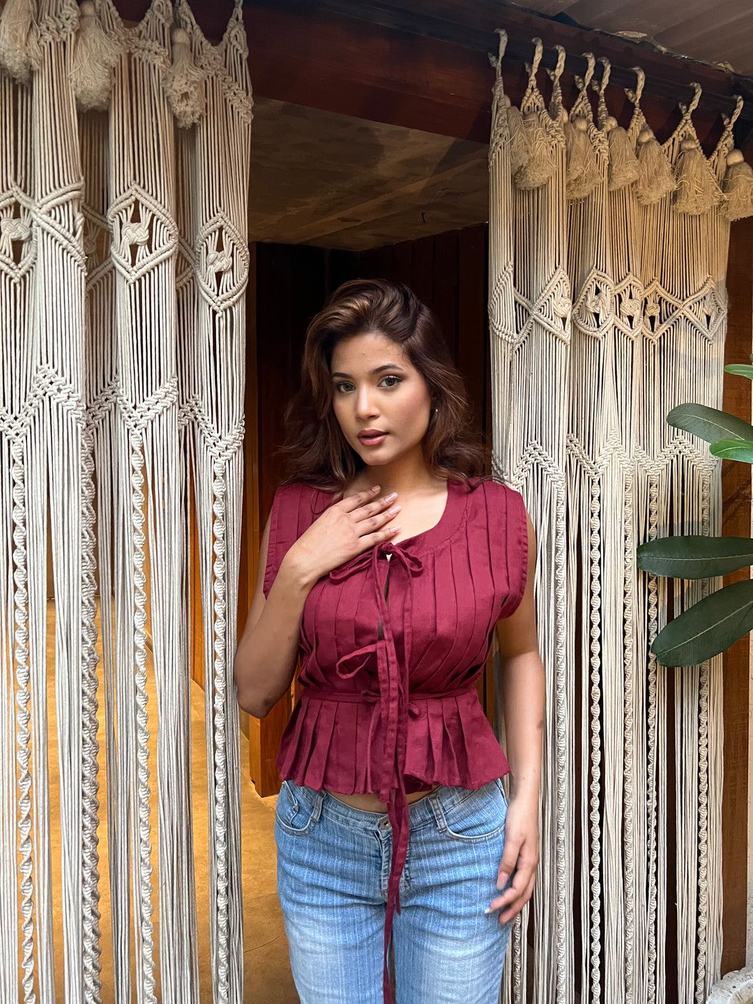SCARLET TOP