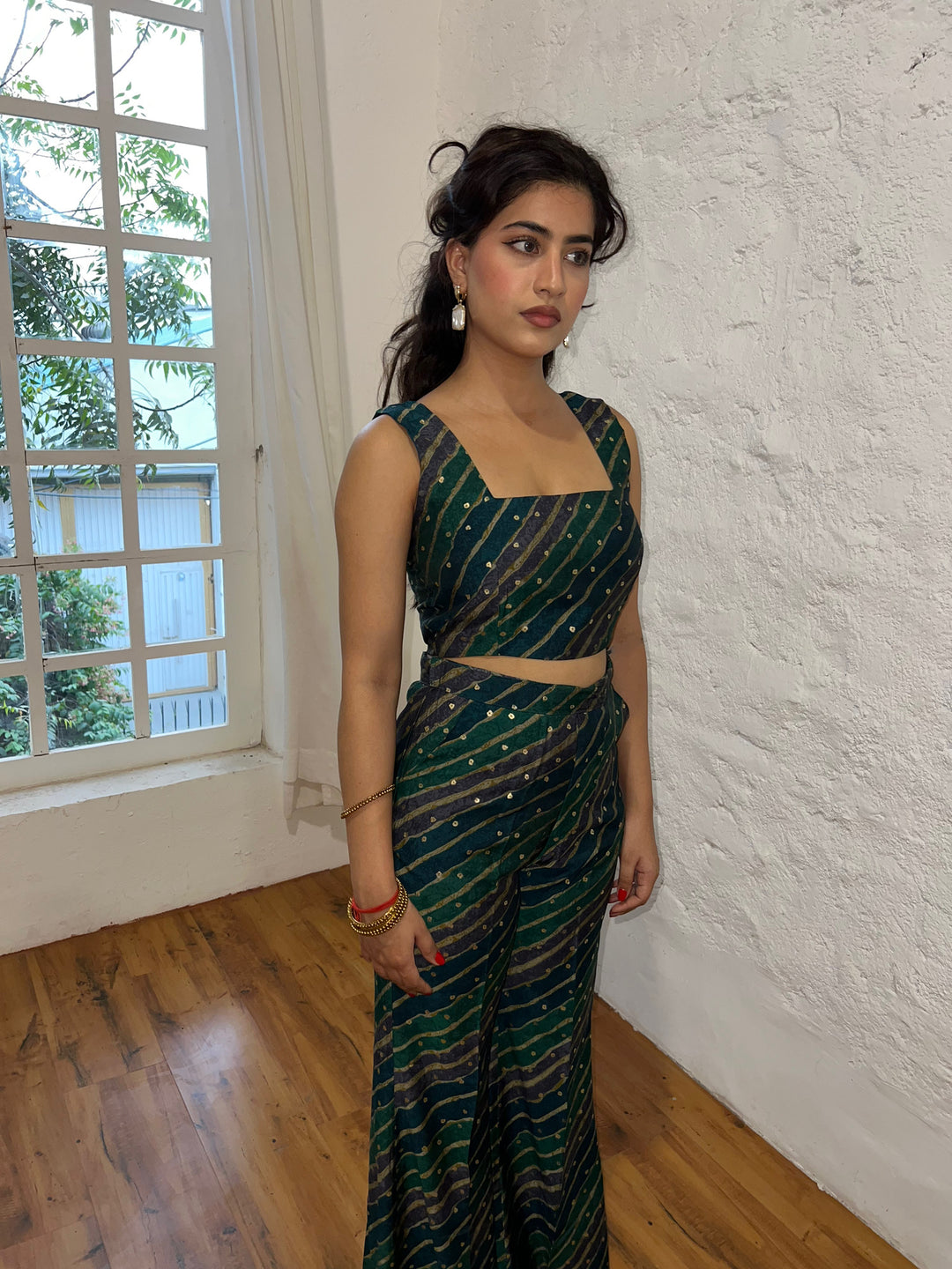 RAVEENA TOP